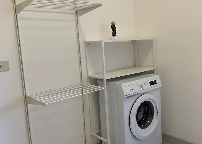 Degli Eroi Apartment *